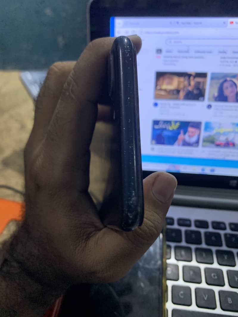 iPhone 7 Plus 32GB 0