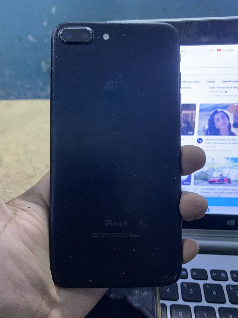 iPhone 7 Plus 32GB 1