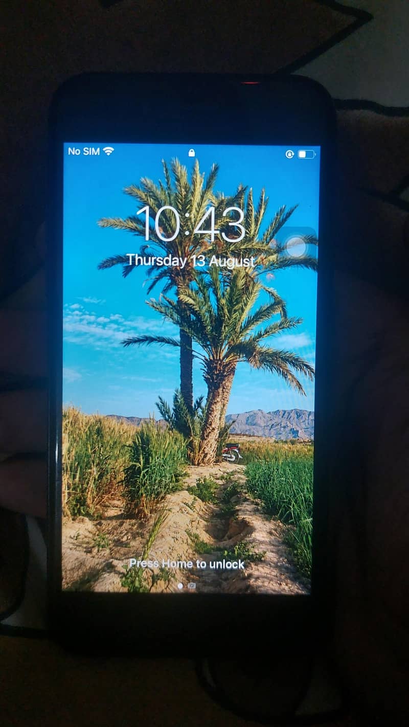 Apple iPhone 7 4