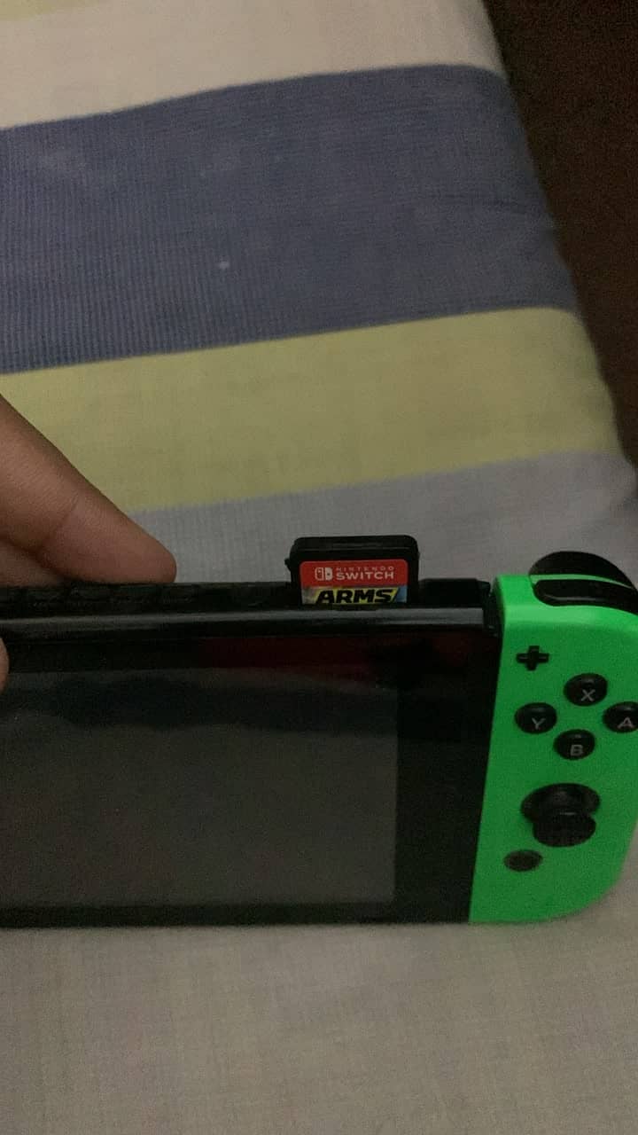 NINTENDO SWITCH 0
