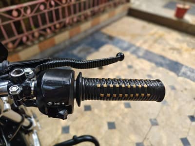 Yamaha YBZ 125