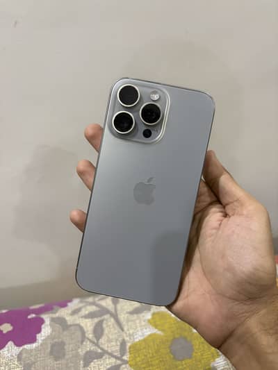 Apple iPhone 15 Pro Max