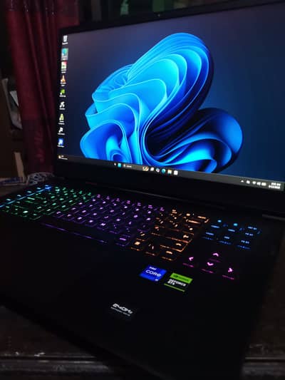 HP Omen 17 | RTX 4090 16GB | i9-13900HX | 240Hz 2K Display