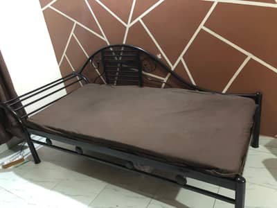 bed size sofa