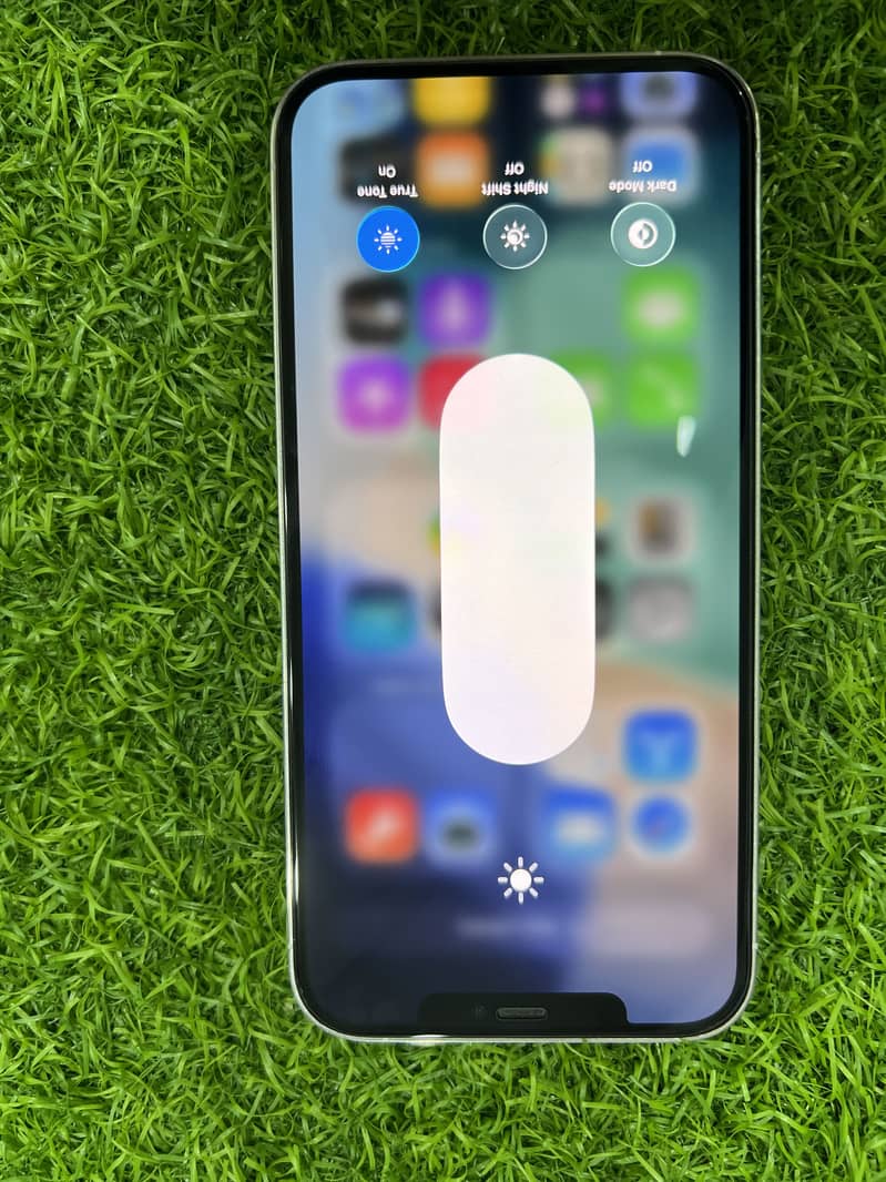 Apple iPhone 12 Pro Max 4