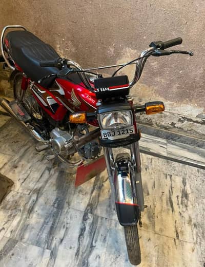 Honda 70 Like New Condition 10/10 Engine • 100% Tyres • One Hand Used