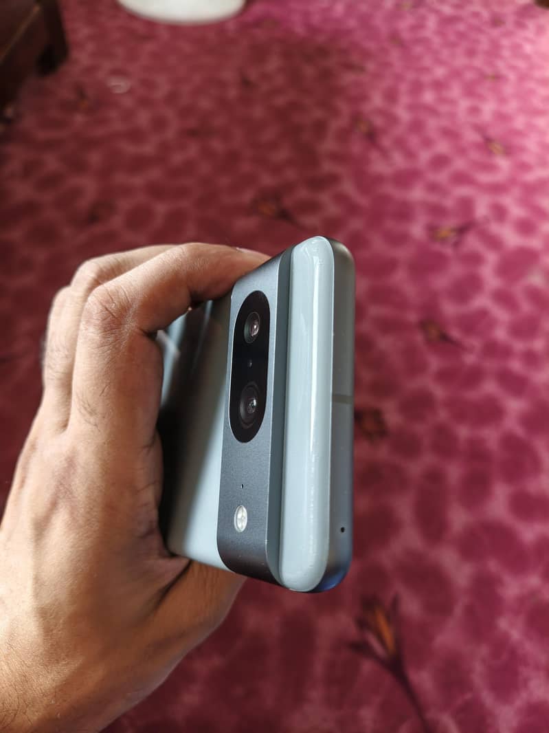 Google Pixel 8 1