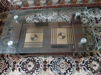 Wooden Coffe/Centre table with Glass Top