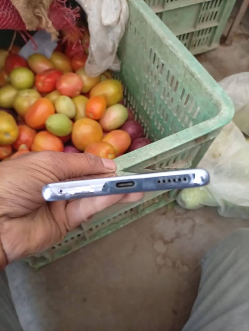 Tecno CAMON 30S 1