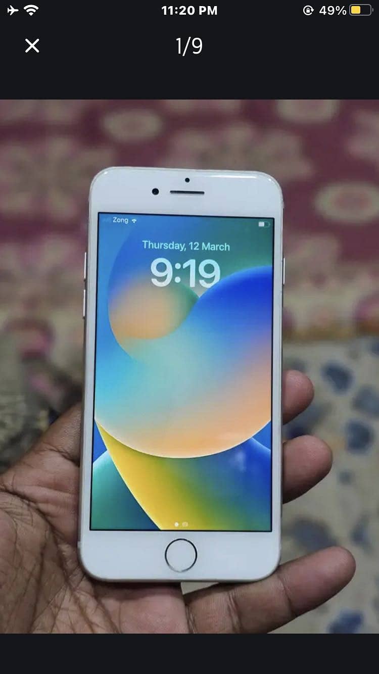Apple iPhone 8 1