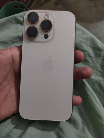 Apple iPhone 16 Pro