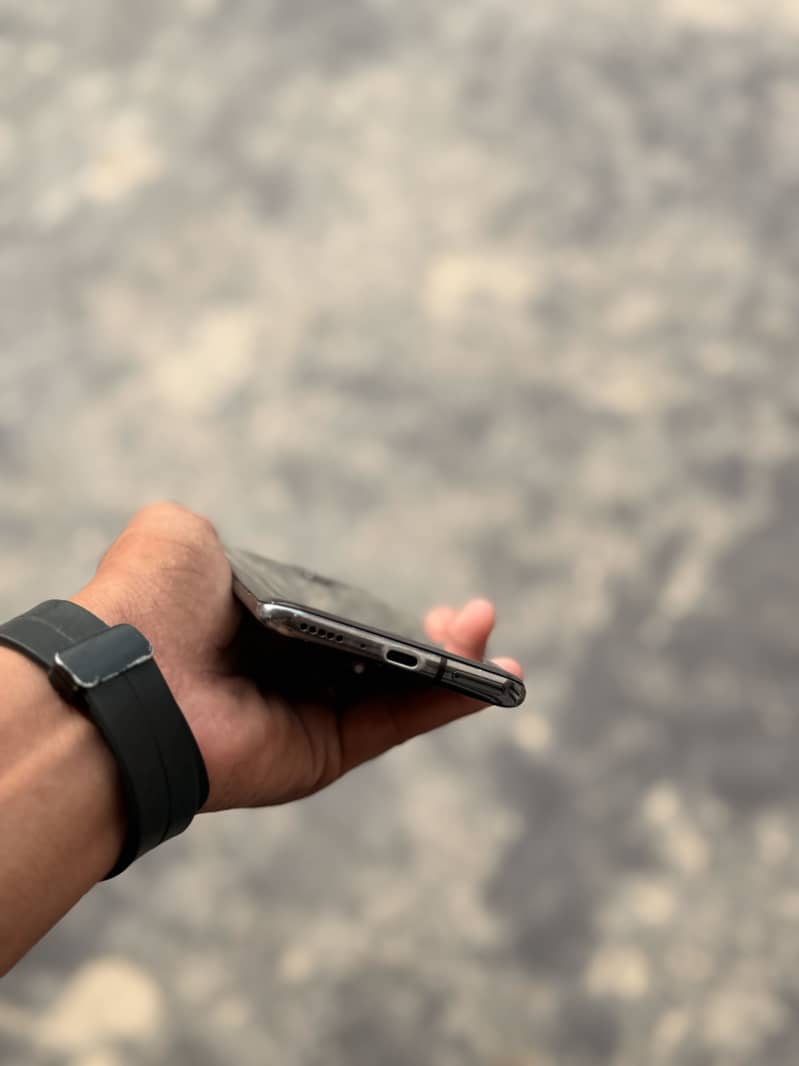 One Plus 7 Pro 3