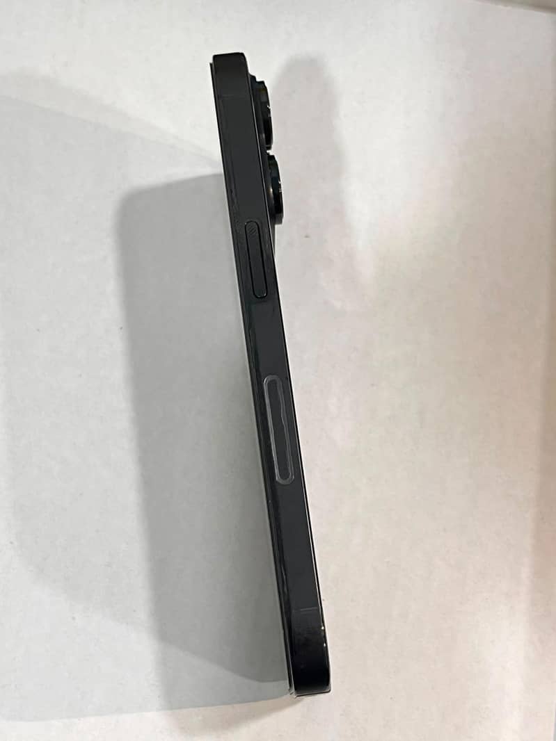 Apple iPhone 14 Pro 1