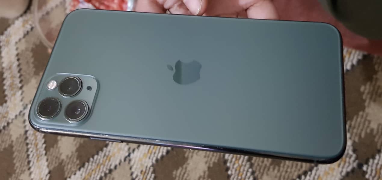 Apple iPhone 11 Pro Max 0