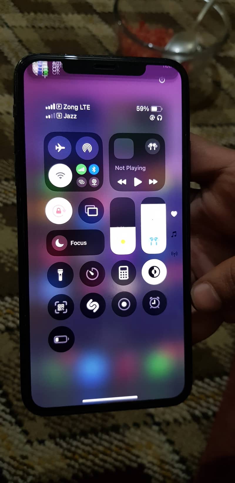 Apple iPhone 11 Pro Max 2