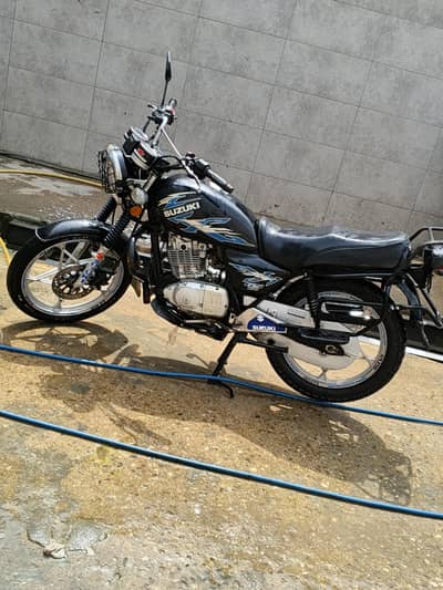 SUZUKI 150 // 2021