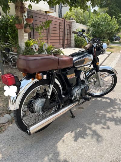 YAMAHA YB 100