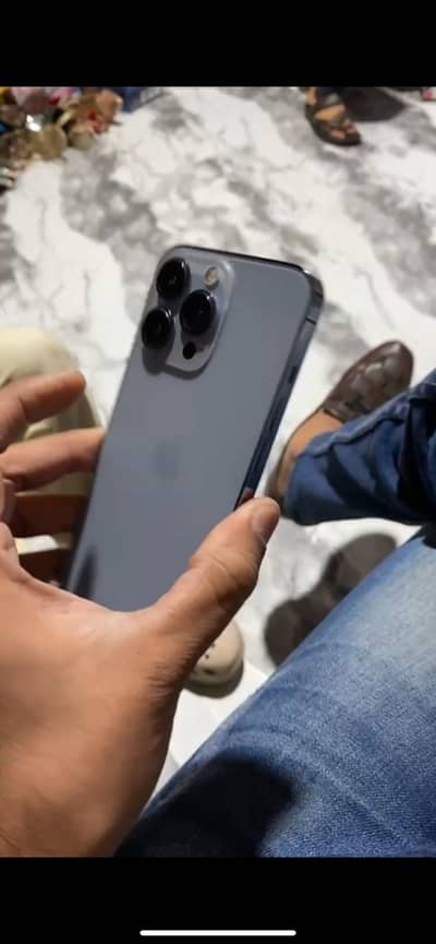 Apple iPhone 13 Pro