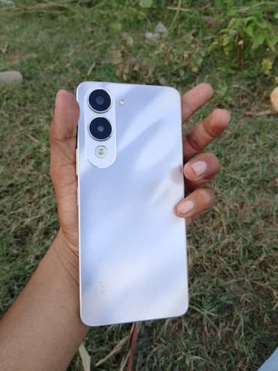 Vivo Y04