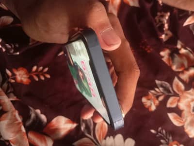 Apple iPhone XR convert 15 pro