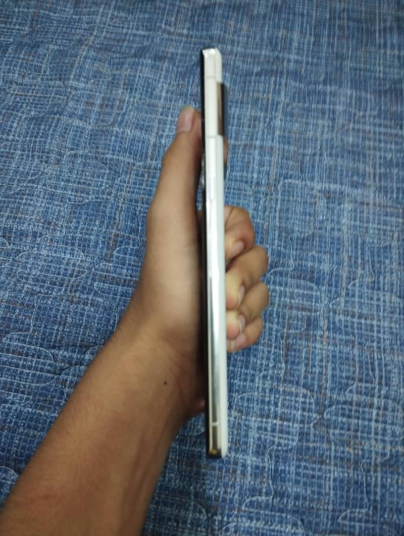 Google Pixel 7 Pro 2