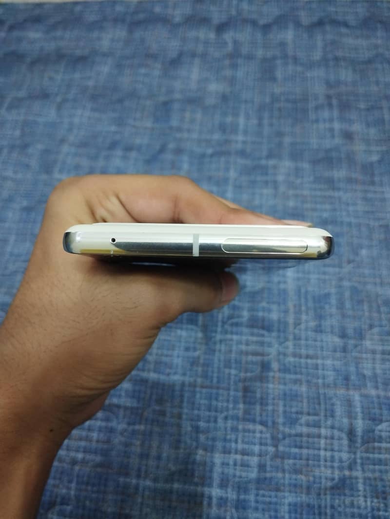 Google Pixel 7 Pro 4