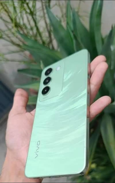Vivo Y100