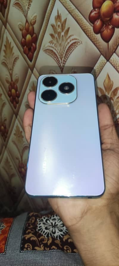 Tecno Spark 20