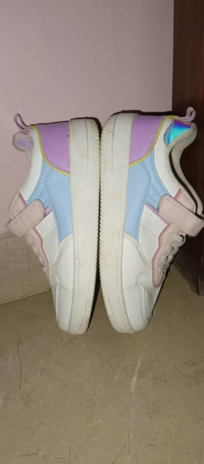 Branded used shoes available