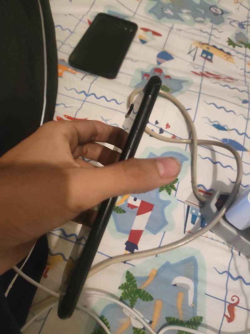 Apple iPhone 7 Plus 3
