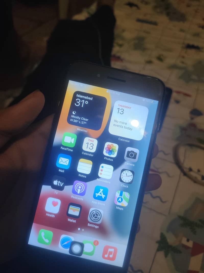Apple iPhone 7 Plus 4
