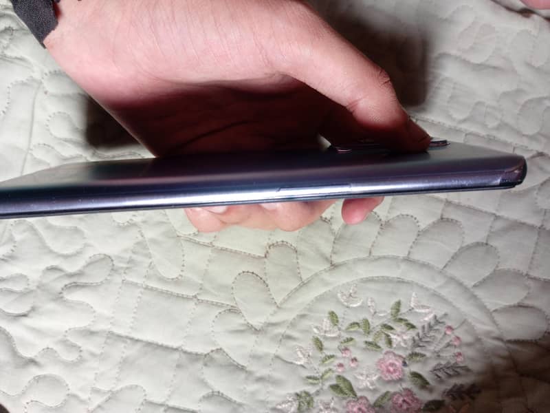 One Plus 9 Gaming beast exchange with iphone 11 se upar model 5