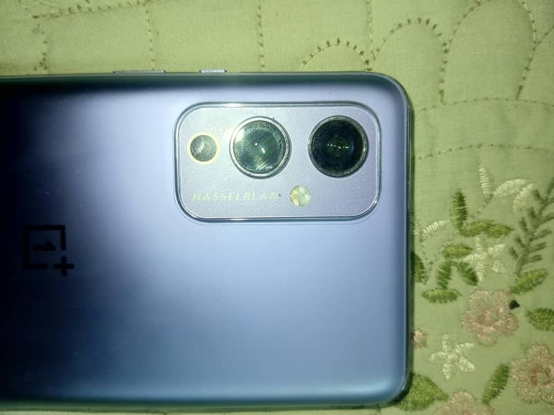 One Plus 9 Gaming beast exchange with iphone 11 se upar model 7