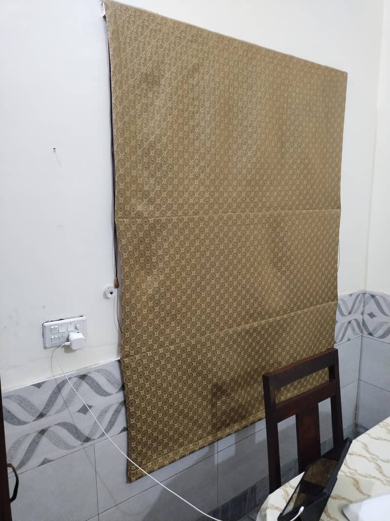 curtains 0