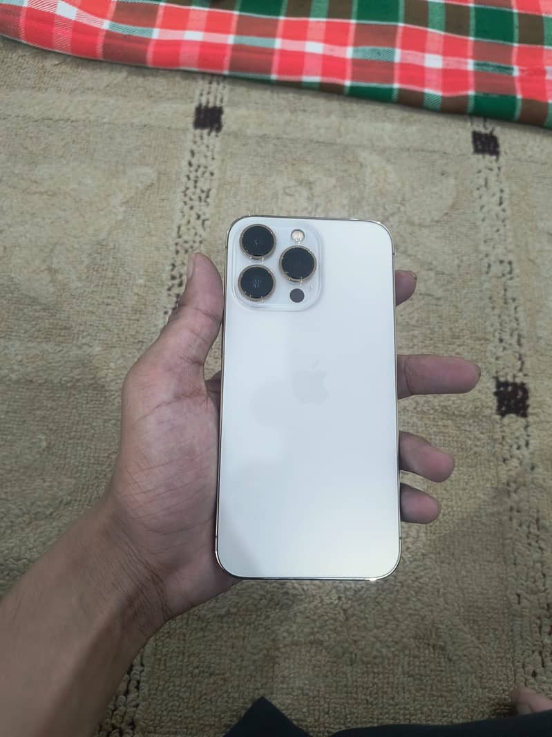 Apple iPhone 13 Pro 5