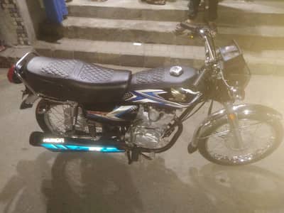 Honda CG 125 black