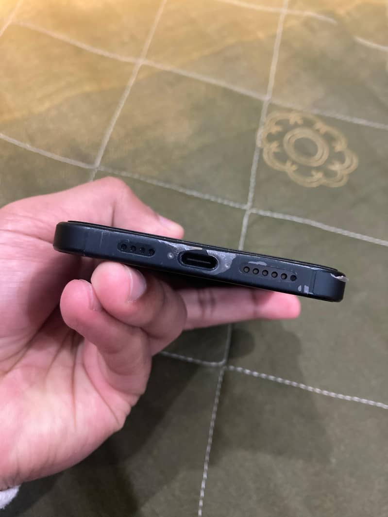 Apple iPhone 15 plus 5