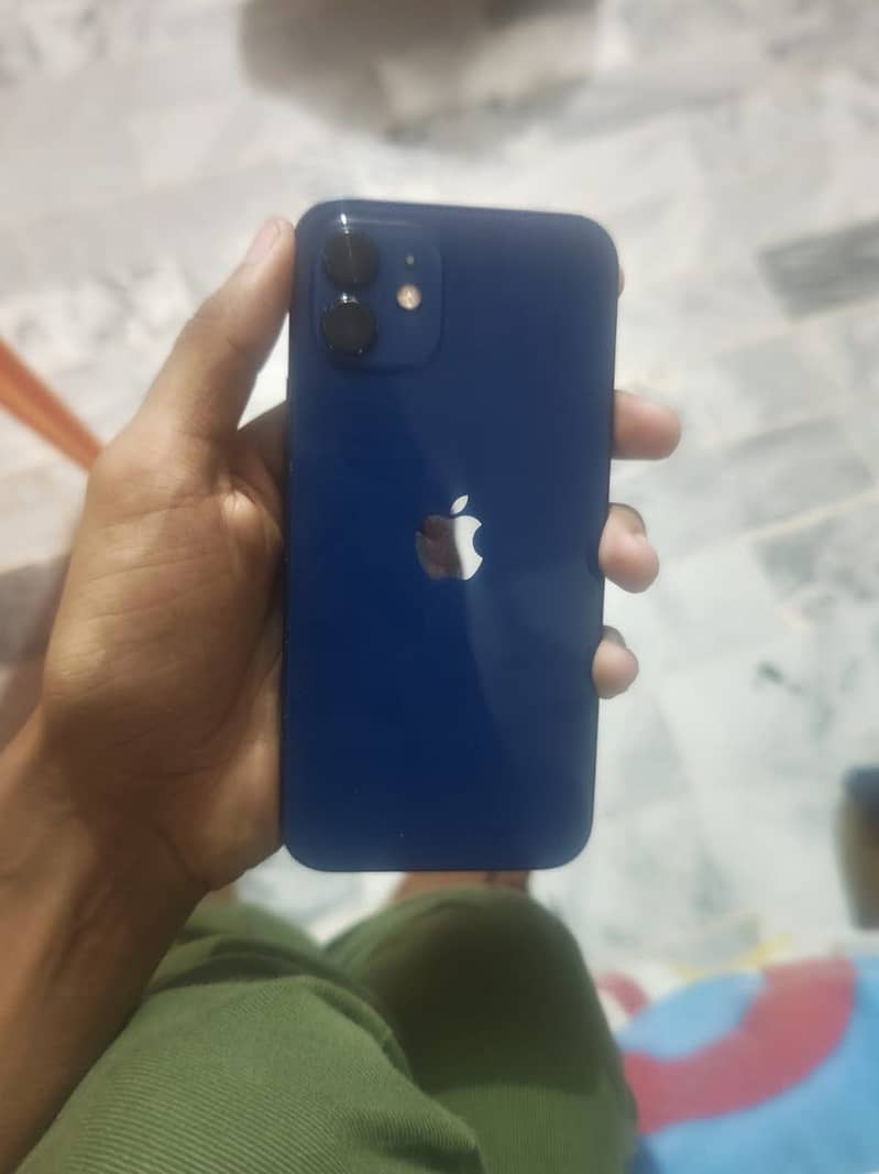 Apple iPhone 12 2