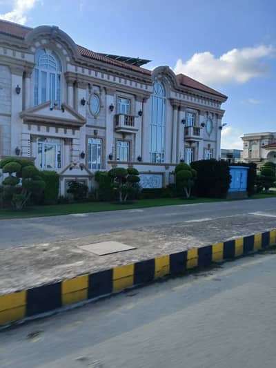 Near To Park 1kanal Prime Location Plots Are Available In Dha Phase 7