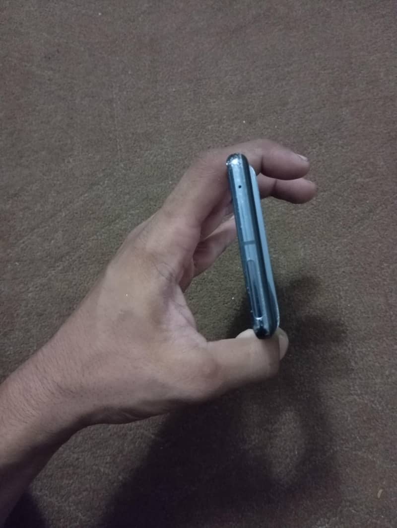 Google Pixel 7 ProGoogle Pixel 7 Pro 4