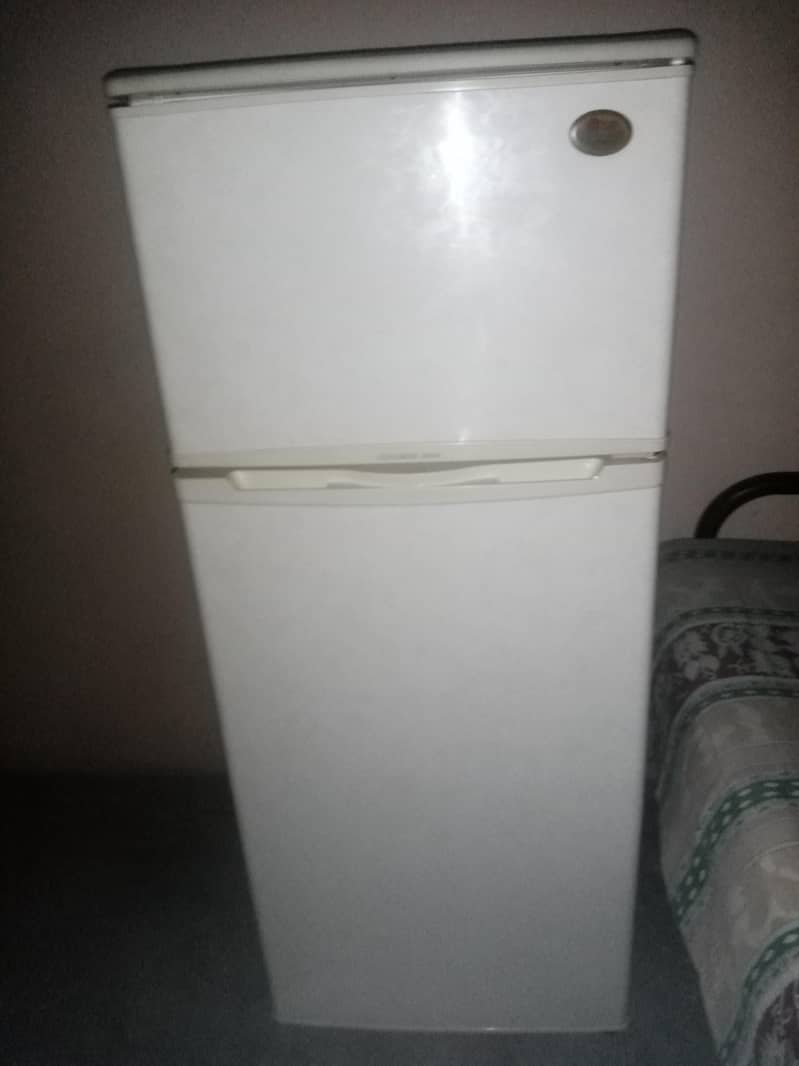 Refrigerator 14