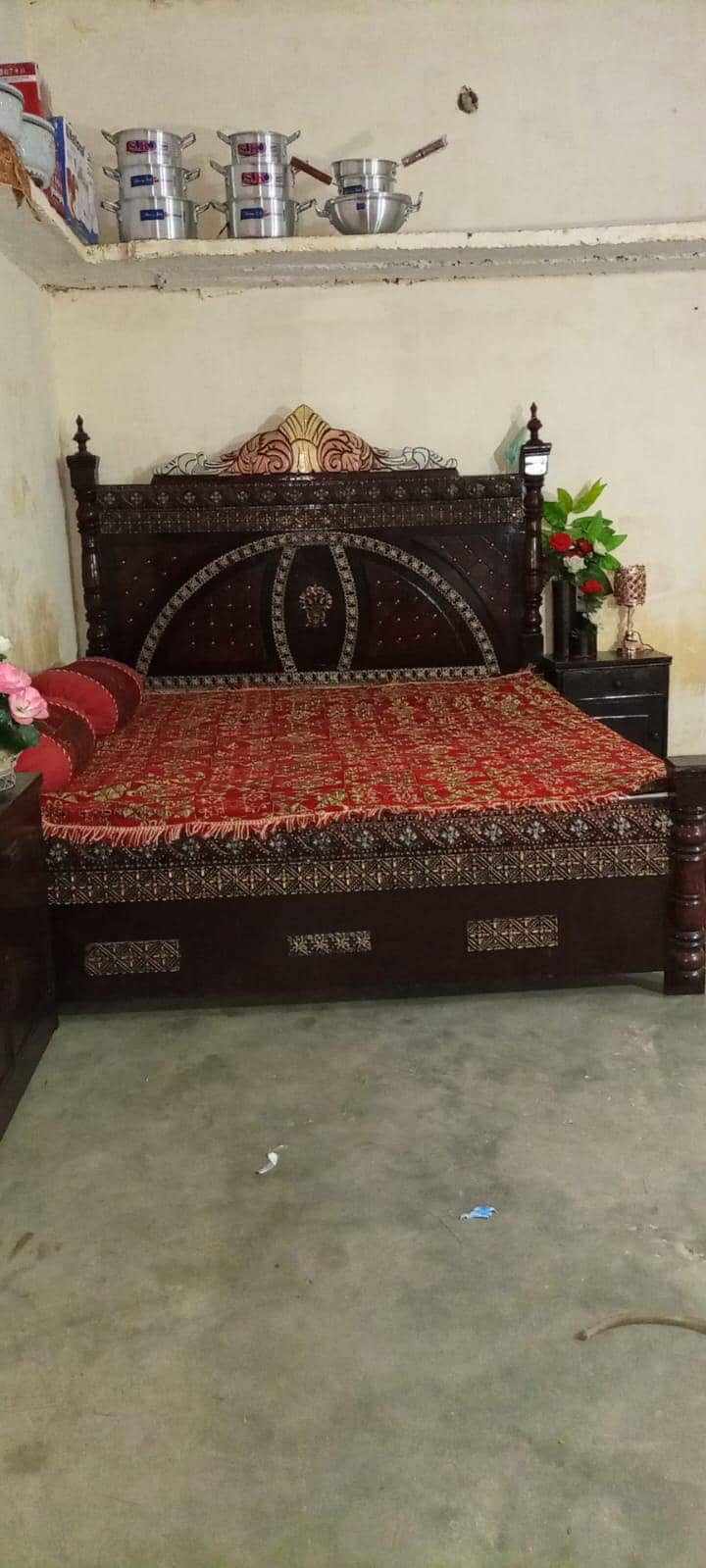 bed dressing table showcase 1