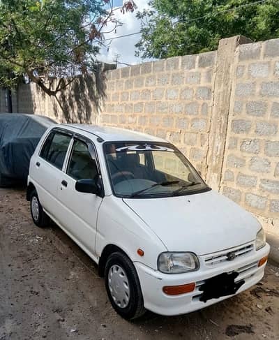 Daihatsu Cuore 2003