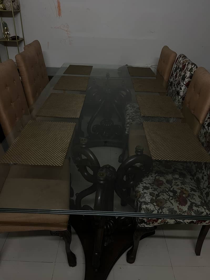 8 seater dining table 0