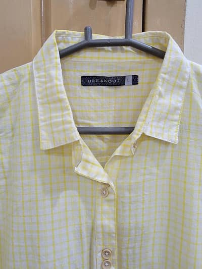 yellow shirt
