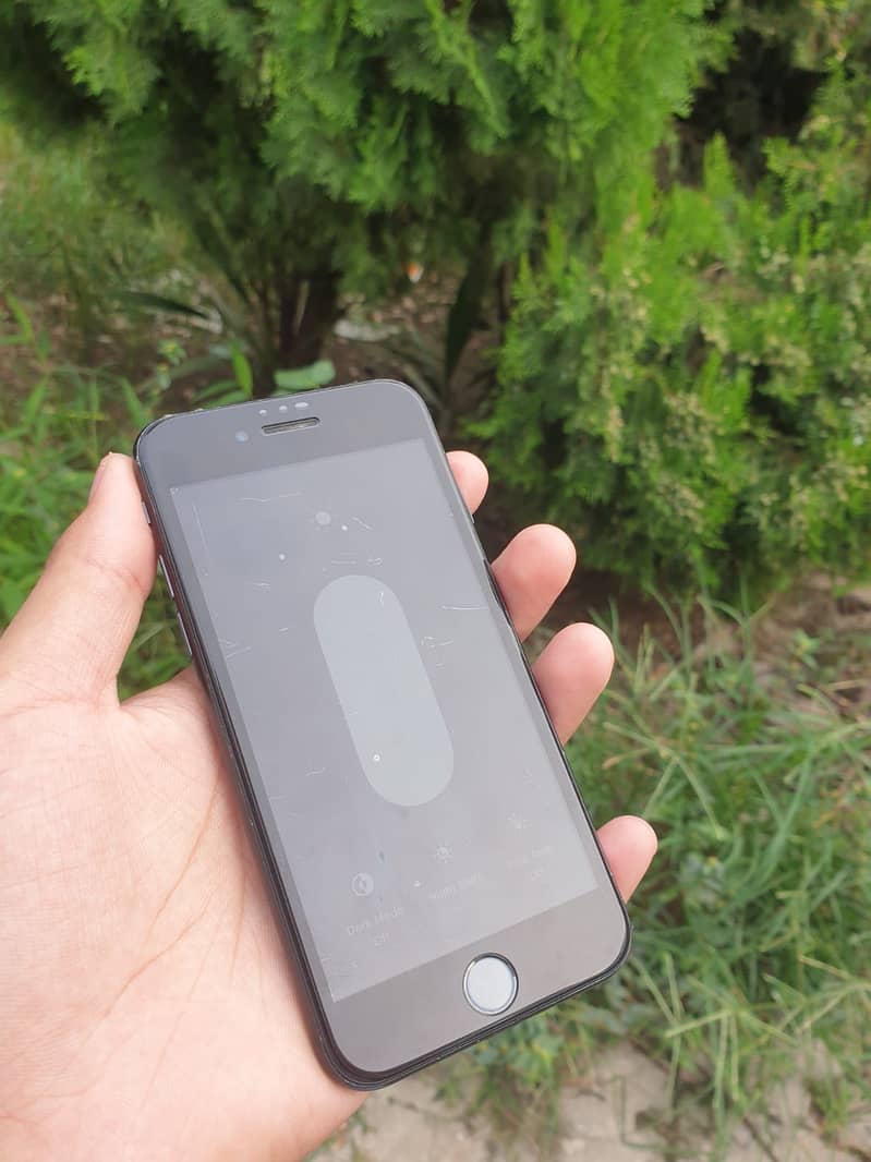 Apple iPhone SE 2