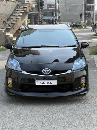 Toyota Prius Hybrid S Touring