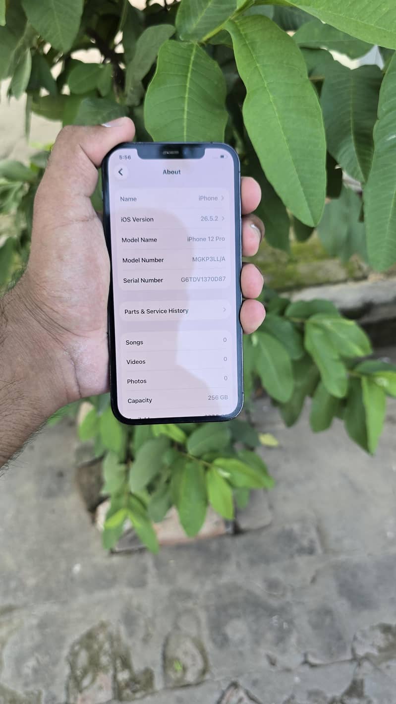 Apple iPhone 12 Pro 3