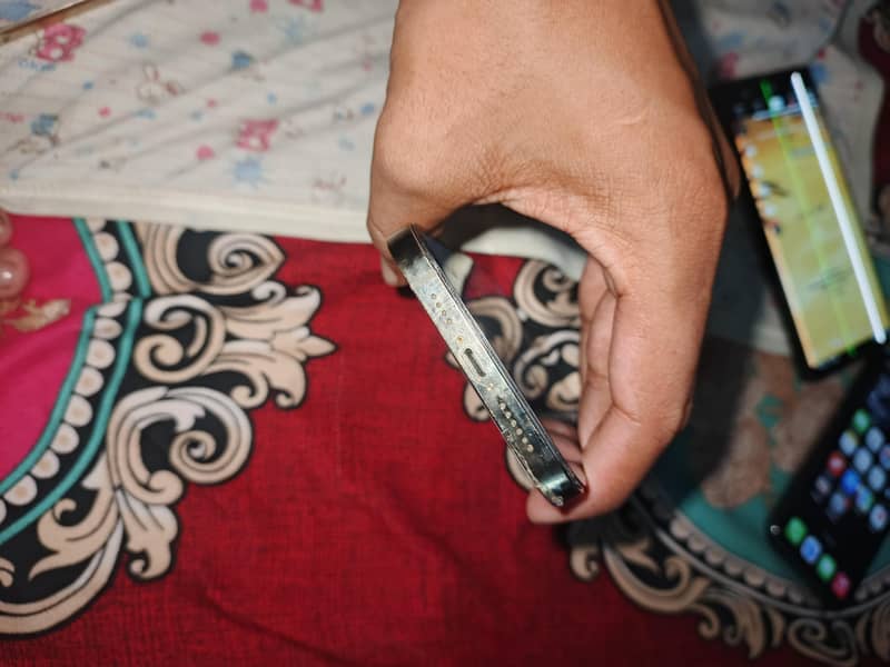Apple iPhone 12 Pro Max 6