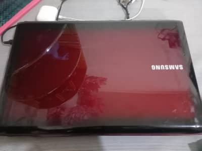 Samsung laptop bilkul ok hai  window 7 home premium